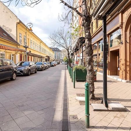 Swarz'S Downtown Apartment Budapest Eksteriør billede